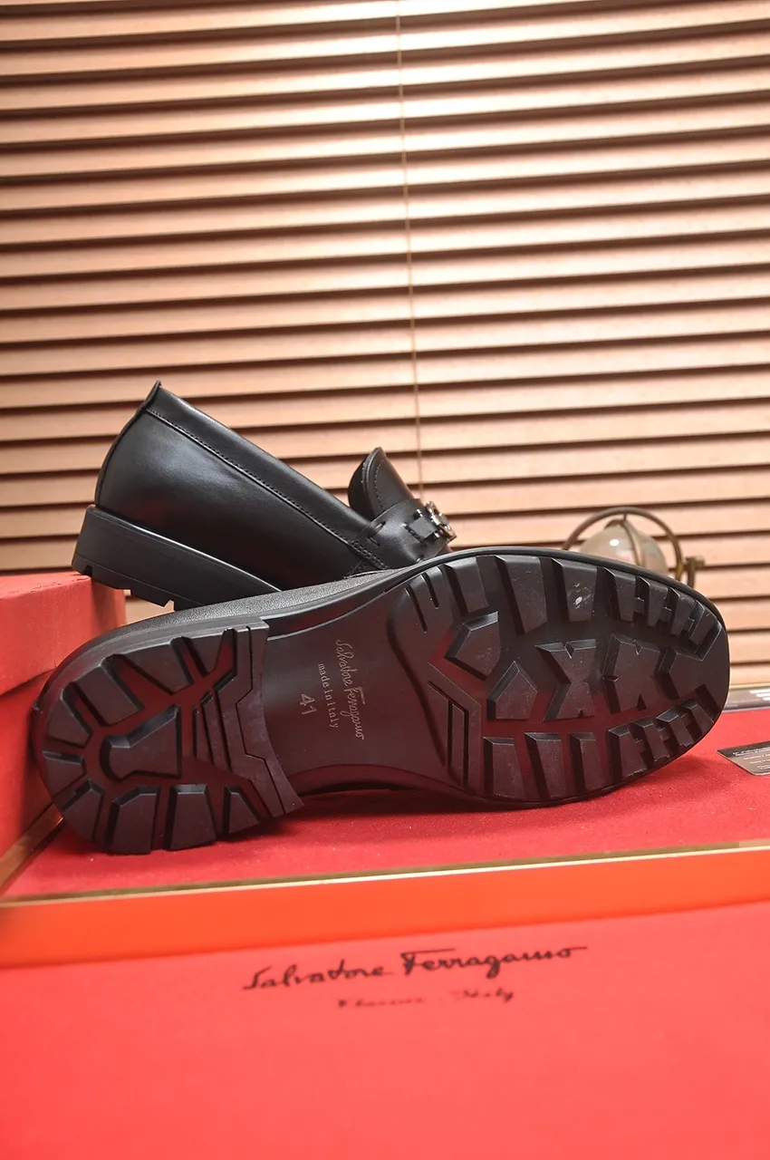 Men's shoes 💰560💶[Ferragamo/Ferragamu] (high-end Niuli) New 🍀 Ferragamo* - top version Ferragamo's classic formal leather shoes! Made of imported original cowhide, the inner top layer is comfortable cowhide lining! Original wear-resistant rubber outsole! High quality products! Code number 38-45 (45 customized)